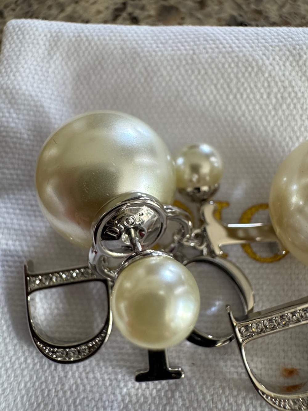 Dior Silver-Tone Pearl Double-Sided CD Logo Clip Earrings - Ivory - Picture 6 of 7